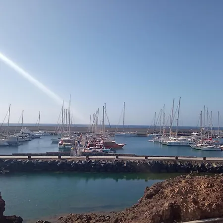 Apartman Front Line Seafront With Day Sun! *